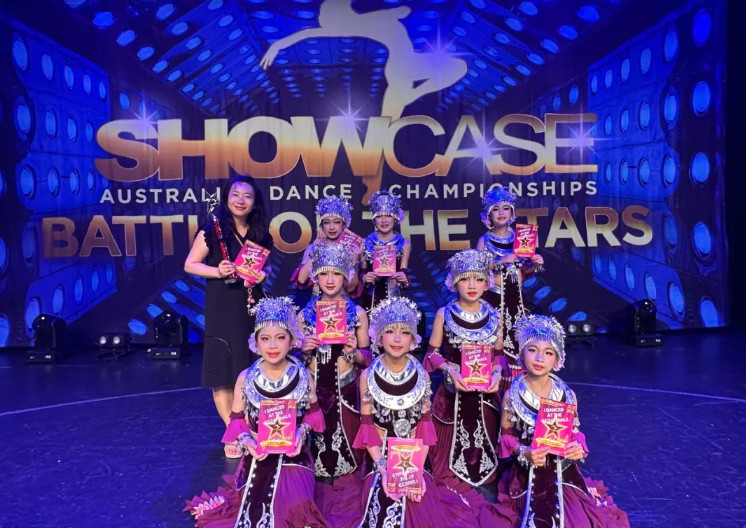 星空下飞舞的银蝴蝶——祝贺美视星空艺术团在澳大利亚国际舞蹈锦标赛中夺冠