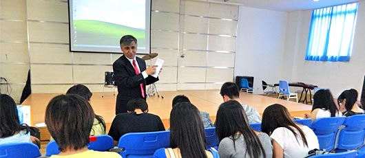  美国圣劳伦斯大学来访我校国际项目部 
