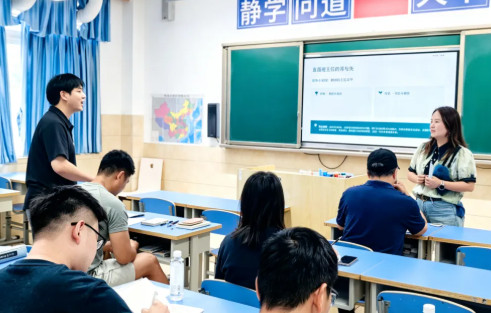 融新提质 · 聚力升维|成都美视师一学校班主任专项培训顺利开展